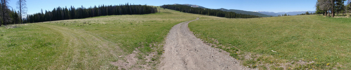 Top of the world panorama, GDMBR at Fleecer Mtn, MT.